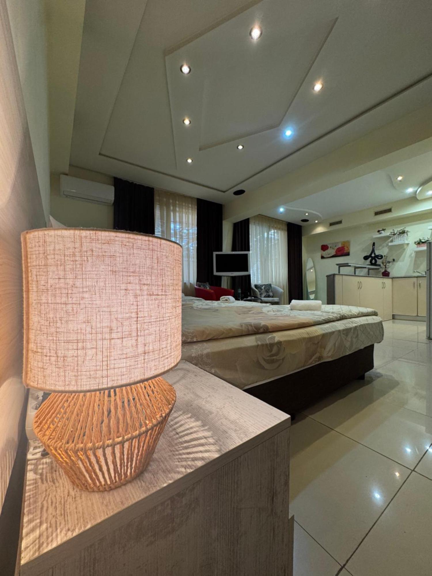 Venis House Hotel พลอฟดิฟ ภายนอก รูปภาพ